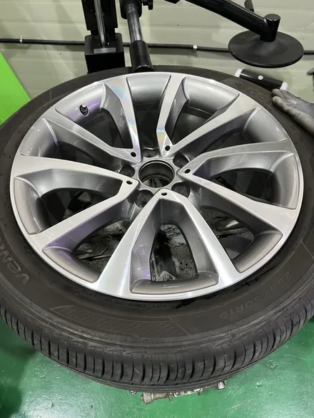 대구 휠복원 대구 휠수리 대구 휠도색 전문샵 휠플레이 [BMW X6 순정 19인치 다이아몬드컷팅 휠복원 작업입니다.] / 대구 서구 평리동