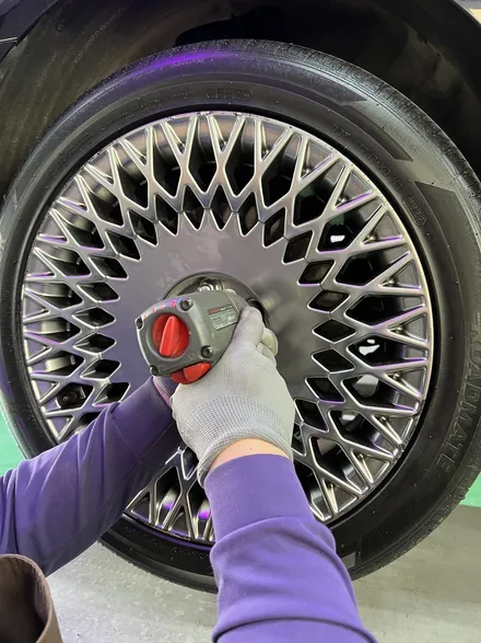 대구 휠복원 대구 휠도색 대구 휠수리 잘하는 곳 휠플레이 타이어 전문 [제네시스 G90 순정 19인치 휠복원 작업입니다.] / 대구 서구 평리동