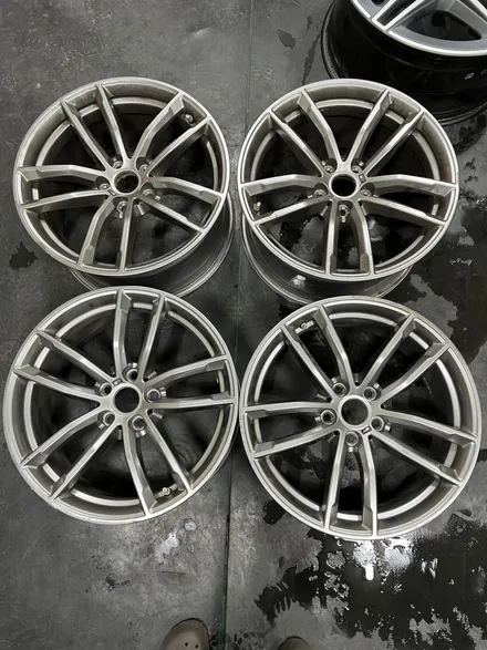 대구 휠복원 대구 휠도색 대구 자동차 휠수리 잘하는 곳 휠플레이 타이어 전문[BMW 5시리즈 순정 18인치 휠복원 작업입니다.] / 대구 서구 평리동