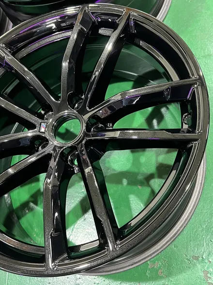 대구 휠복원 대구 휠도색 대구 휠수리 타이어 전문 휠플레이[BMW 5시리즈 순정 18인치 블랙고스트크롬 휠도색 작업입니다.] / 대구 서구 평리동
