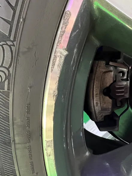 대구 휠복원 대구 휠도색 대구 휠수리 타이어 전문 휠플레이[BMW X6 순정 20인치 다이아몬드커팅 휠복원 작업입니다.] / 대구 서구 평리동