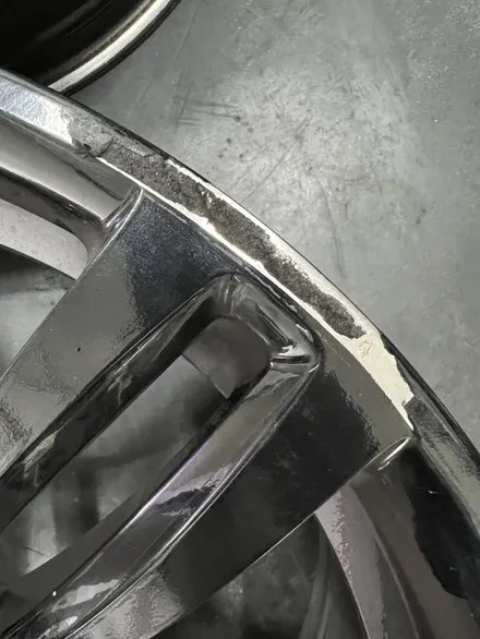대구 휠복원 대구 휠도색 대구 자동차 휠수리 잘하는 곳 휠플레이 타이어 전문[BMW 4시리즈 순정 19인치 블랙반무광 매트블랙 휠도색 작업입니다.] / 대구 서구 평리동