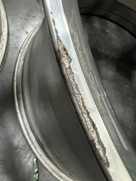 대구 휠복원 대구 휠도색 대구 자동차 휠수리 잘하는 곳 휠플레이 타이어 전문[포르쉐 파나메라 순정 20인치 다이아몬드커팅 휠복원 작업입니다.] 대구 휠복원 성지 / 대구 서구 평리동