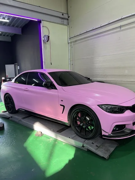 대구 휠복원 대구 휠도색 대구 휠수리 타이어 전문 휠플레이[BMW 420 쿠페 순정 19인치 실버 휠도색 작업입니다.] / 대구 서구 평리동