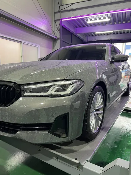 대구 휠복원 대구 휠도색 대구 휠수리 타이어 전문 휠플레이[BMW 5시리즈 순정 18인치 블랙펄유광 휠도색 작업입니다.] / 대구 서구 평리동