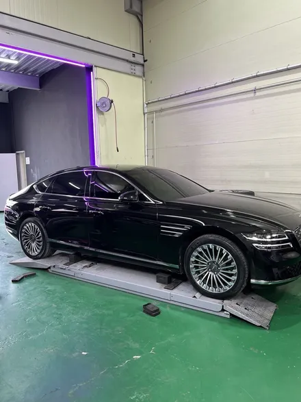 대구 휠복원 대구 휠도색 대구 자동차 휠수리 잘하는 곳 휠플레이 타이어 전문[제네시스 G80 전기차 순정 19인치 다이아몬드커팅 휠복원 작업입니다.] / 대구 서구 평리동