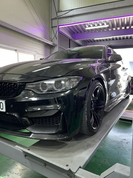 대구 휠복원 대구 휠도색 대구 자동차 휠수리 잘하는 곳 휠플레이 타이어 전문[BMW 4시리즈 순정 19인치 블랙반무광 매트블랙 휠도색 작업입니다.] / 대구 서구 평리동