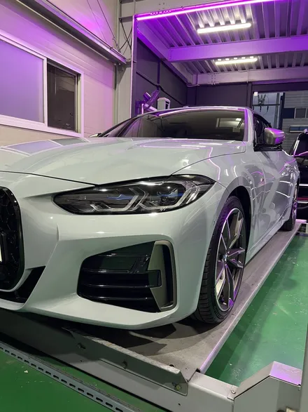 대구 휠복원 대구 휠도색 대구 자동차 휠수리 잘하는 곳 휠플레이 타이어 전문[BMW 440 순정 19인치 블랙펄유광 휠도색 작업입니다.] / 대구 서구 평리동