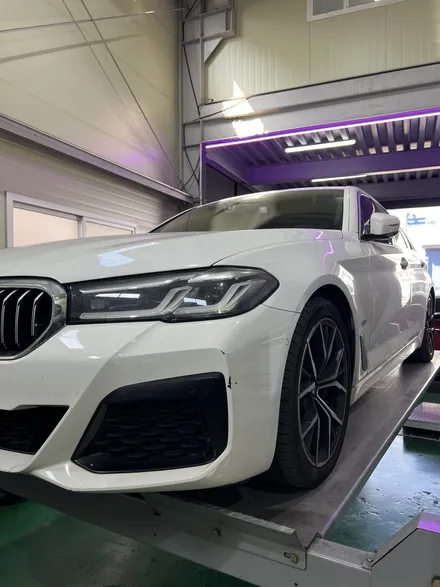 대구 휠복원 대구 휠도색 대구 자동차 휠수리 잘하는 곳 휠플레이 타이어 전문[BMW G30 5시리즈 순정 19인치 다이아몬드커팅 휠커스텀 작업입니다.] / 대구 서구 평리동