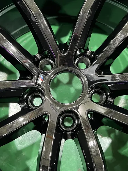 대구 휠복원 대구 휠도색 대구 휠수리 타이어 전문 휠플레이[BMW 5시리즈 순정 18인치 블랙고스트크롬 휠도색 작업입니다.] / 대구 서구 평리동