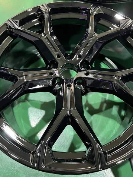 대구 휠복원 대구 휠도색 대구 휠수리 타이어 전문 휠플레이[BMW X6 순정 21인치 블랙유광 휠도색 작업입니다.] / 대구 서구 평리동
