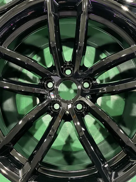 대구 휠복원 대구 휠도색 대구 자동차 휠수리 잘하는 곳 휠플레이 타이어 전문[BMW 5시리즈 순정 18인치 블랙유광 휠도색 작업입니다.] / 대구 서구 평리동