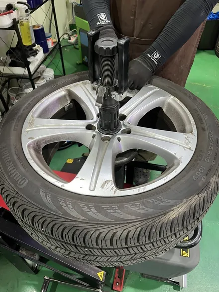 대구 휠복원 대구 휠도색 대구 자동차 휠수리 잘하는 곳 휠플레이 타이어 전문[벤츠 E클래스 순정 18인치 휠복원 작업입니다.] / 대구 서구 평리동