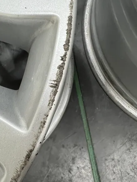 대구 휠복원 대구 휠도색 대구 자동차 휠수리 잘하는 곳 휠플레이 타이어 전문[BMW 5시리즈 순정 18인치 순정 휠복원 작업입니다.] / 대구 서구 평리동