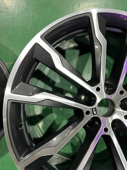 대구 휠복원 대구 휠도색 대구 휠수리 타이어 전문 휠플레이[BMW X3 순정 20인치 다이아몬드컷팅 휠복원 작업입니다.] / 대구 서구 평리동