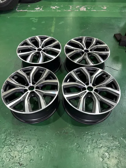 대구 휠복원 대구 휠도색 대구 자동차 휠수리 잘하는 곳 휠플레이 타이어 전문[BMW X2 순정 19인치 다이아몬드커팅 휠복원 작업입니다.] / 대구 서구 평리동