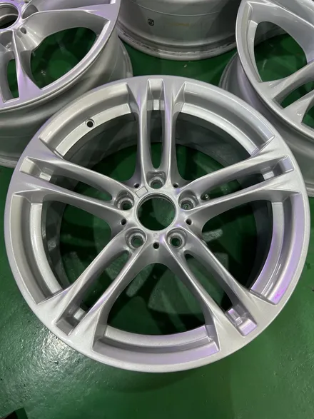 대구 휠복원 대구 휠도색 대구 휠수리 타이어 전문 휠플레이[BMW 5시리즈 순정 18인치 휠복원 작업입니다.] / 대구 서구 평리동