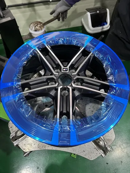 대구 휠복원 대구 휠도색 대구 휠수리 타이어 전문 휠플레이[BMW 118 순정 18인치 다이아몬드컷팅 휠복원 작업입니다.] / 대구 서구 평리동