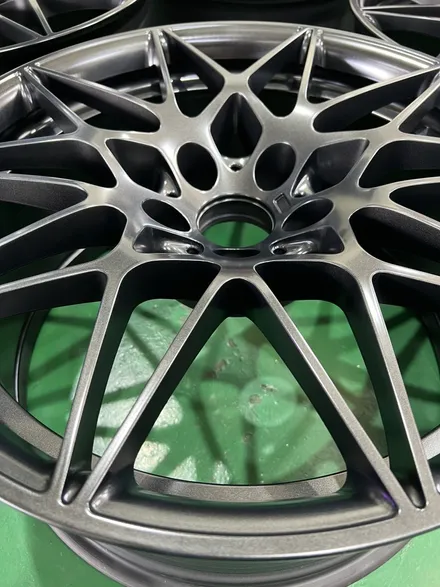 대구 휠복원 대구 휠도색 대구 휠수리 타이어 전문 휠플레이[BMW M3 순정 20인치 반무광 고스트크롬 휠도색 작업입니다.] / 대구 서구 평리동