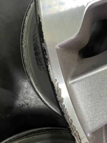 대구 휠복원 대구 휠도색 대구 자동차 휠수리 잘하는 곳 휠플레이 타이어 전문[랜드로버 레인지로버 스포츠 순정 21인치 다이아몬드커팅 휠복원 작업입니다.] / 대구 서구 평리동