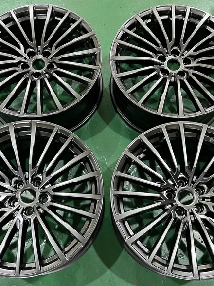 대구 휠복원 대구 휠도색 대구 휠수리 타이어 전문 휠플레이[BMW 7시리즈 순정20인치 고스트크롬 휠도색 작업입니다.] / 대구 서구 평리동