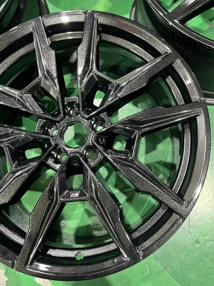 대구 휠복원 대구 휠도색 대구 자동차 휠수리 잘하는 곳 휠플레이 타이어 전문[BMW 850 순정 20인치 블랙펄유광 휠도색 작업입니다.] / 대구 서구 평리동
