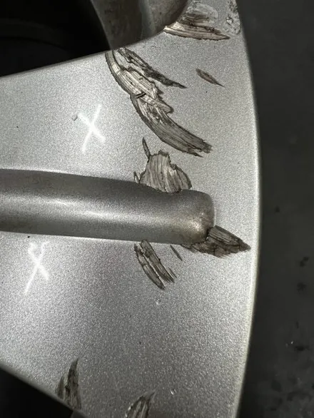 대구 휠복원 대구 휠도색 대구 자동차 휠수리 잘하는 곳 휠플레이 타이어 전문[벤츠 E클래스 순정 18인치 휠복원 작업입니다.] / 대구 서구 평리동