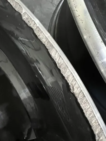 대구 휠복원 대구 휠도색 대구 자동차 휠수리 잘하는 곳 휠플레이 타이어 전문[BMW 320 투어링 순정 19인치 다이아몬드커팅 휠복원 작업입니다.] / 대구 서구 평리동