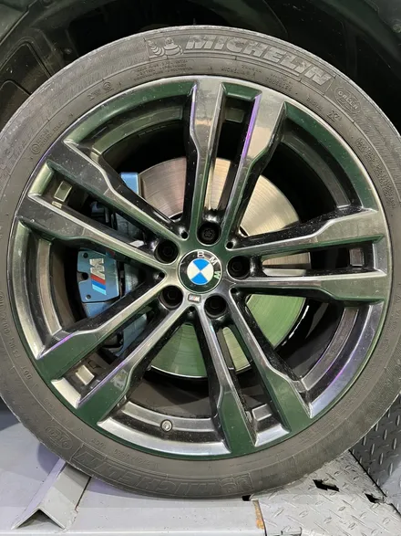 대구 휠복원 대구 휠도색 대구 휠수리 타이어 전문 휠플레이[BMW X5 순정 20인치 다이아몬드컷팅 휠복원 입니다.] / 대구 서구 평리동