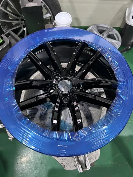 대구 휠복원 대구 휠도색 대구 자동차 휠수리 잘하는 곳 휠플레이 타이어 전문[BMW 5시리즈 순정 18인치 블랙유광 휠도색 작업입니다.] / 대구 서구 평리동
