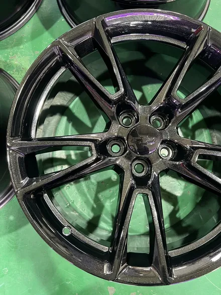 대구 휠복원 대구 휠도색 대구 자동차 휠수리 잘하는 곳 휠플레이 타이어 전문[쉐보레 카마로 순정 20인치 블랙펄유광 휠도색 작업입니다.] / 대구 서구 평리동