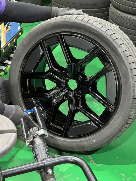 대구 휠복원 대구 휠도색 대구 휠수리 타이어 전문 휠플레이[BMW 7시리즈 순정 20인치 블랙유광 휠도색 작업입니다.] / 대구 서구 평리동