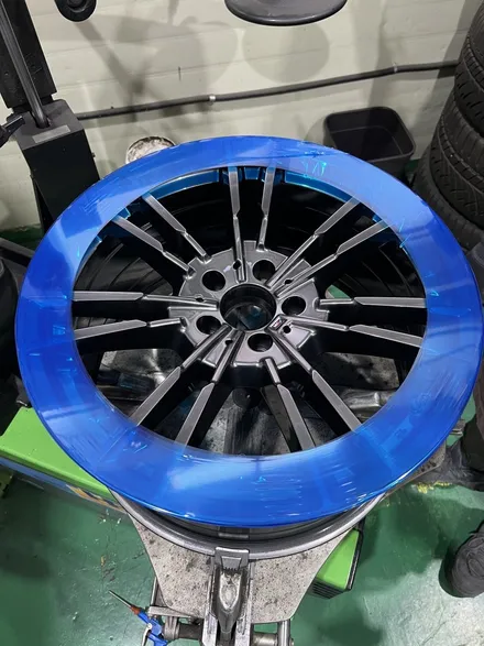대구 휠복원 대구 휠도색 대구 자동차 휠수리 잘하는 곳 휠플레이 타이어 전문[BMW 5시리즈 순정 19인치 고스트크롬 휠도색 작업입니다.] / 대구 서구 평리동