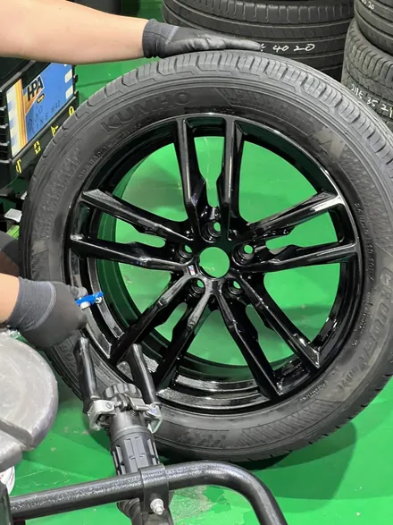 대구 휠복원 대구 휠도색 대구 휠수리 잘하는 곳 타이어 전문 휠플레이[BMW X3 순정 19인치 블랙펄유광 휠도색 작업입니다.] / 대구 서구 평리동