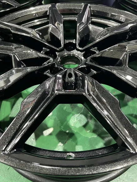 대구 휠복원 대구 휠도색 대구 자동차 휠수리 잘하는 곳 휠플레이 타이어 전문[BMW 850 순정 20인치 블랙펄유광 휠도색 작업입니다.] / 대구 서구 평리동