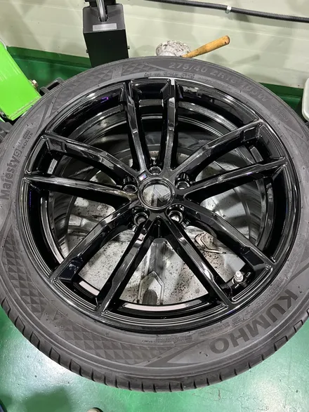 대구 휠복원 대구 휠도색 대구 휠수리 타이어 전문 휠플레이[BMW 5시리즈 순정 18인치 블랙고스트크롬 휠도색 작업입니다.] / 대구 서구 평리동
