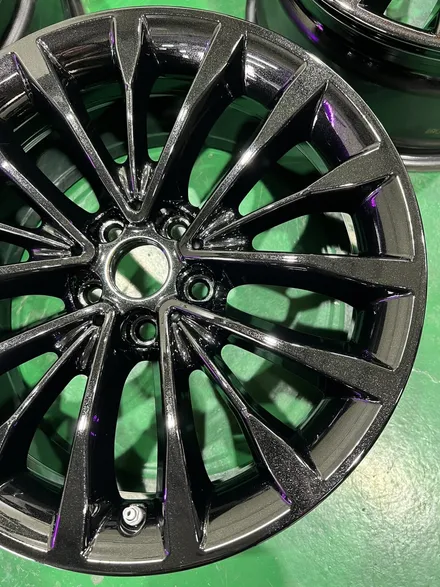 대구 휠복원 대구 휠도색 대구 휠수리 타이어 전문 휠플레이[BMW 5시리즈 순정 18인치 블랙펄유광 휠도색 작업입니다.] / 대구 서구 평리동