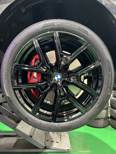 대구 휠복원 대구 휠도색 대구 자동차 휠수리 잘하는 곳 휠플레이 타이어 전문[BMW 4시리즈 G22 19인치 블랙유광 휠도색 작업입니다.] / 대구 서구 평리동