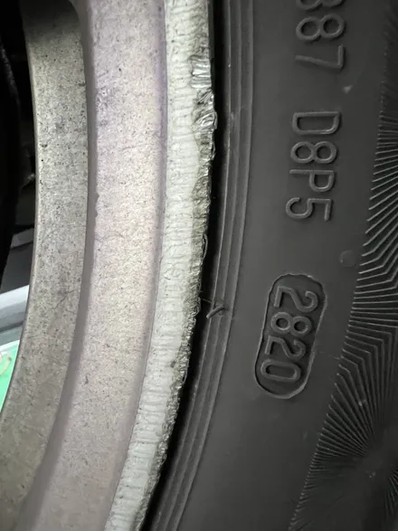 대구 휠복원 대구 휠도색 대구 자동차 휠수리 잘하는 곳 휠플레이 타이어 전문[BMW X6 순정 22인치 블랙펄유광 휠도색 작업입니다.] / 대구 서구 평리동
