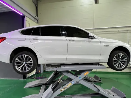 대구 휠복원 대구 휠수리 대구 휠도색 타이어 전문샵 휠플레이 [BMW GT 순정19인치 고스트크롬 휠도색 작업입니다.] / 대구 서구 평리동