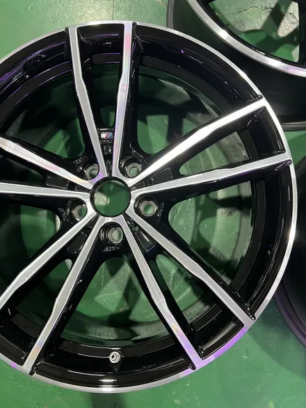 대구 휠복원 대구 휠도색 대구 자동차 휠수리 잘하는 곳 휠플레이 타이어 전문[BMW 3 순정 19인치 다이아몬드커팅 휠복원 작업입니다.] / 대구 서구 평리동