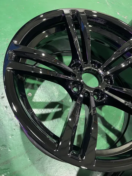 대구 휠복원 대구 휠도색 대구 휠수리 잘하는 곳 휠플레이 타이어 전문[BMW 420 순정 19인치 블랙유광 휠도색 작업입니다.] / 대구 서구 평리동