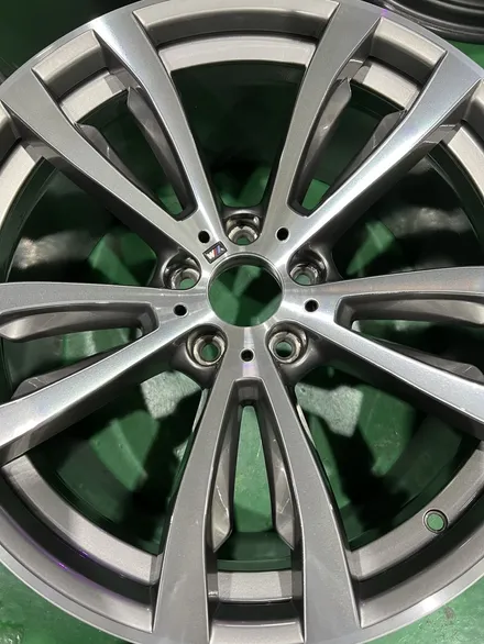 대구 휠복원 대구 휠도색 대구 휠수리 타이어 전문 휠플레이[BMW X5 순정 20인치 다이아몬드컷팅 휠복원 작업입니다.] / 대구 서구 평리동