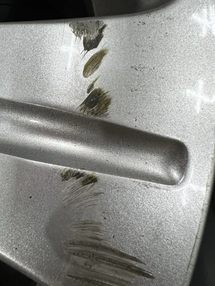 대구 휠복원 대구 휠도색 대구 자동차 휠수리 잘하는 곳 휠플레이 타이어 전문[벤츠 E클래스 순정 18인치 휠복원 작업입니다.] / 대구 서구 평리동