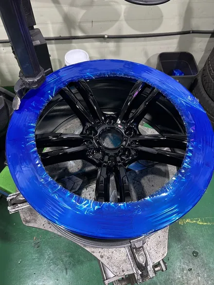 대구 휠복원 대구 휠도색 대구 자동차 휠수리 잘하는 곳 휠플레이 타이어 전문[BMW 3시리즈 순정 19인치 블랙유광 휠도색 작업입니다.] / 대구 서구 평리동