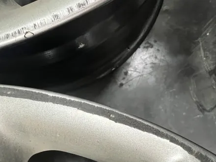 대구 휠복원 대구 휠도색 대구 자동차 휠수리 잘하는 곳 휠플레이 타이어 전문[제네시스 DH G80 순정 19인치 고스트크롬 휠도색 작업입니다.] / 대구 서구 평리동