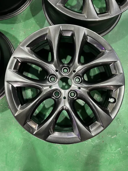대구 휠복원 대구 휠도색 대구 자동차 휠수리 잘하는 곳 휠플레이 타이어 전문[BMW 2시리즈 순정 18인치 고스트크롬 휠도색 작업입니다.] / 대구 서구 평리동