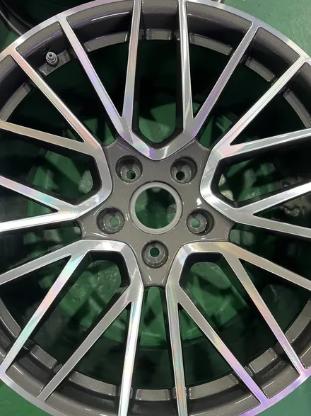 대구 휠복원 대구 휠도색 대구 휠수리 잘하는 곳 휠플레이 타이어 전문[포르쉐 카이엔 순정 21인치 다이아몬드커팅 휠복원 작업입니다.] / 대구 서구 평리동