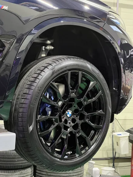 대구 휠복원 대구 휠도색 대구 자동차 휠수리 잘하는 곳 휠플레이 타이어 전문[BMW X5 순정 21인치 블랙펄유광 휠도색 작업입니다.] 대구 휠복원 성지 / 대구 서구 평리동