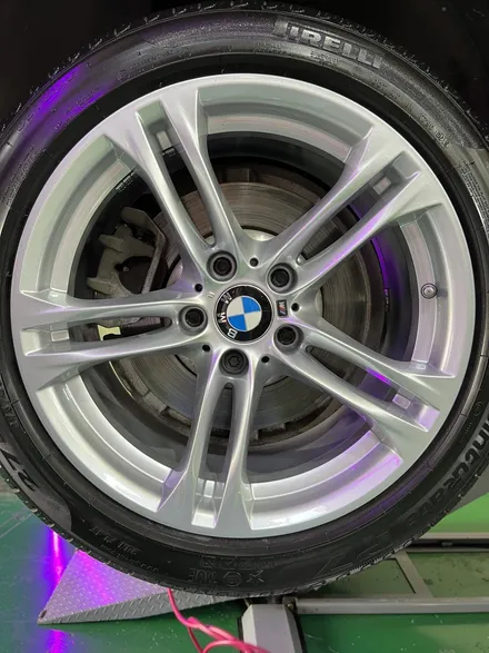 대구 휠복원 대구 휠도색 대구 휠수리 타이어 전문 휠플레이[BMW 5시리즈 순정 18인치 휠복원 작업입니다.] / 대구 서구 평리동